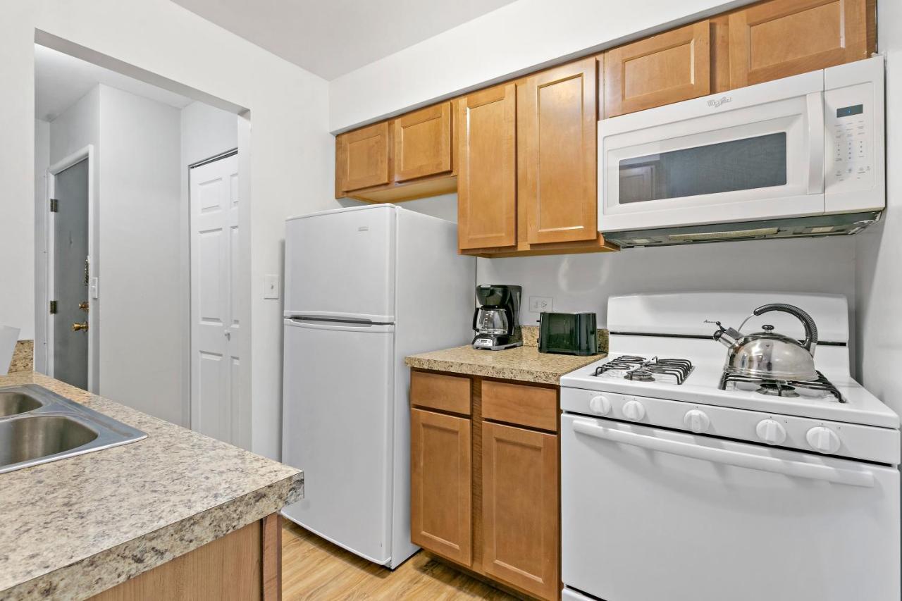 Stunning 1Br Apartment At Center Of Lakeview - Oakdale 211 Chicago Exterior photo