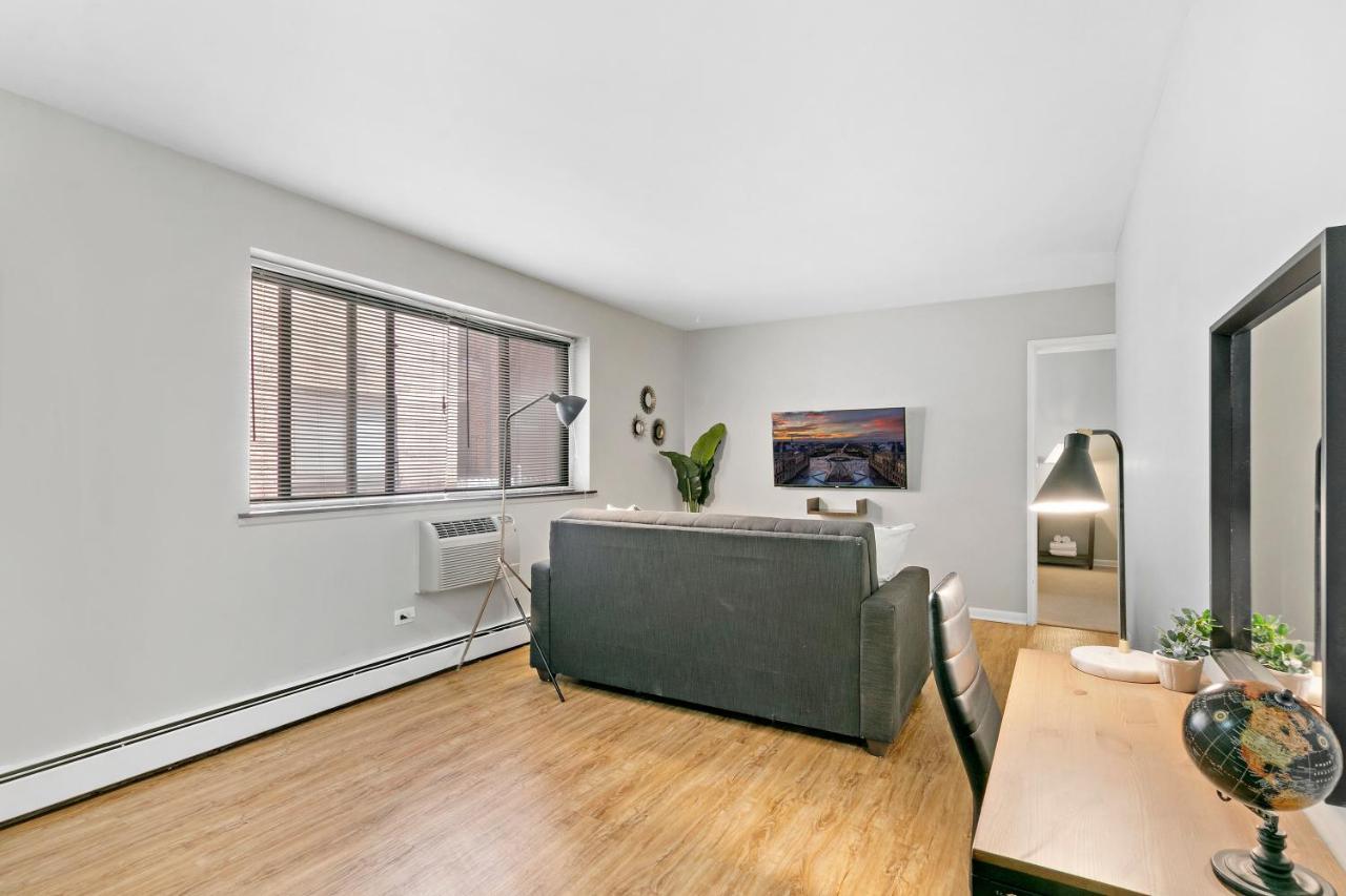 Stunning 1Br Apartment At Center Of Lakeview - Oakdale 211 Chicago Exterior photo